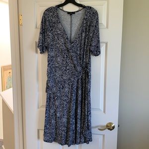 Beautiful Ellis wrap dress.